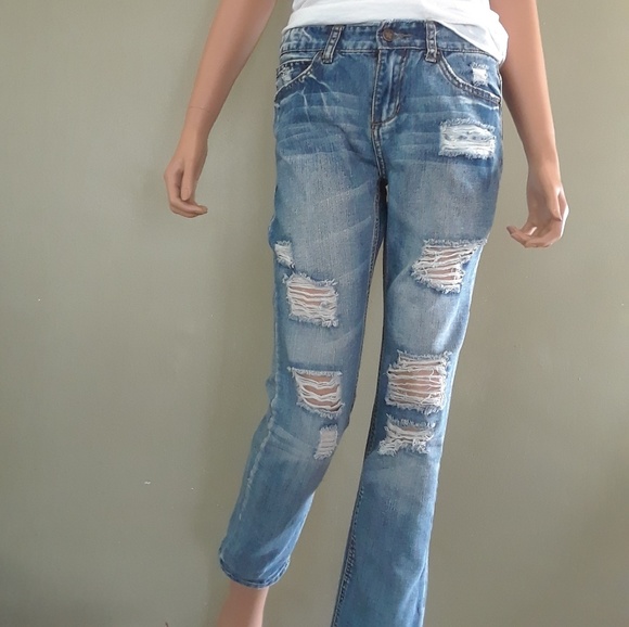 ZCO Denim - ZCO Distressed Crop Jeans